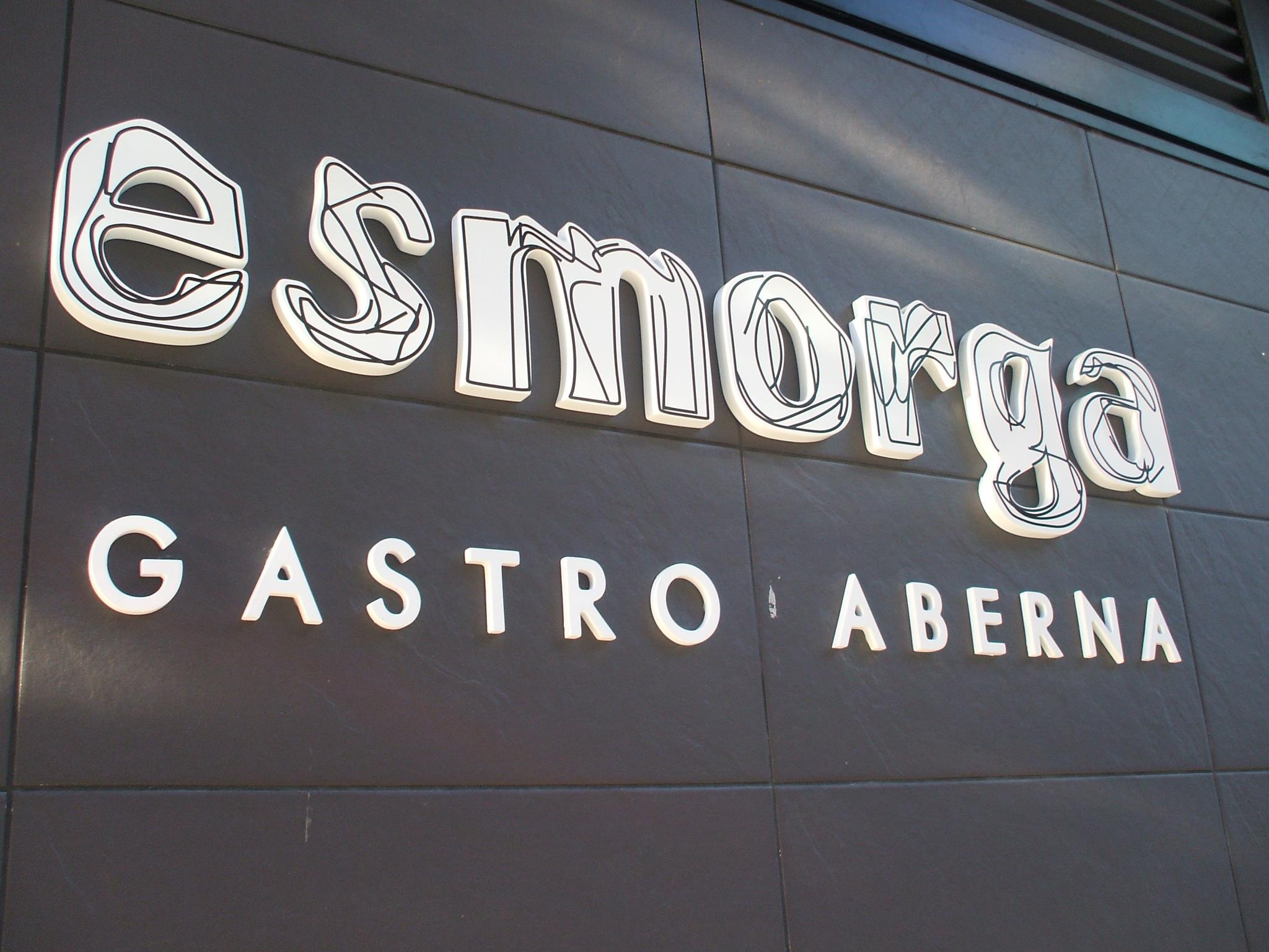 Esmorga Gastrobar - cafeteria en Santiago de Compostela - Logo del restaurante