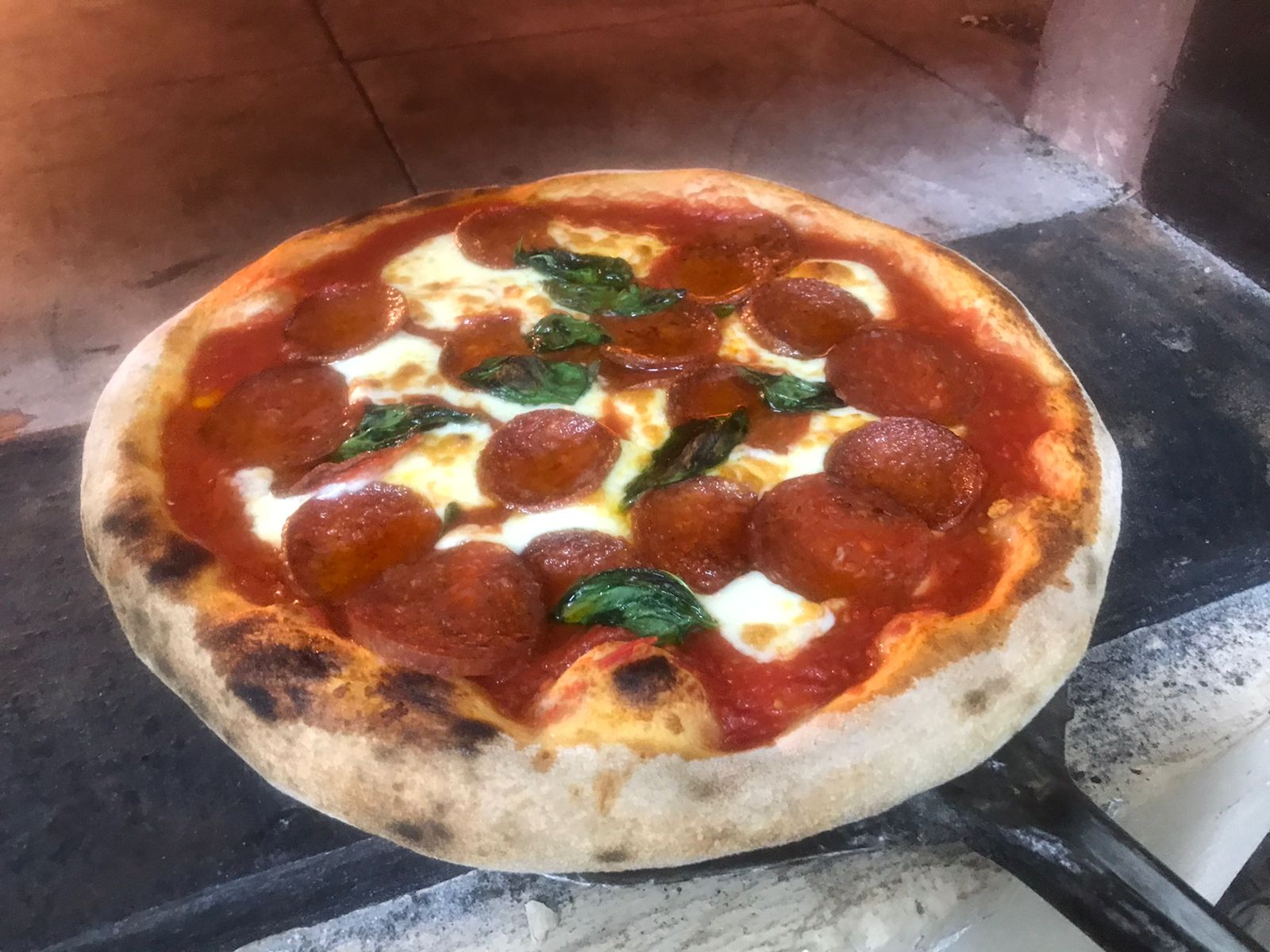 La esquina 1101 - pizzeria en Banfield - Logo del restaurante