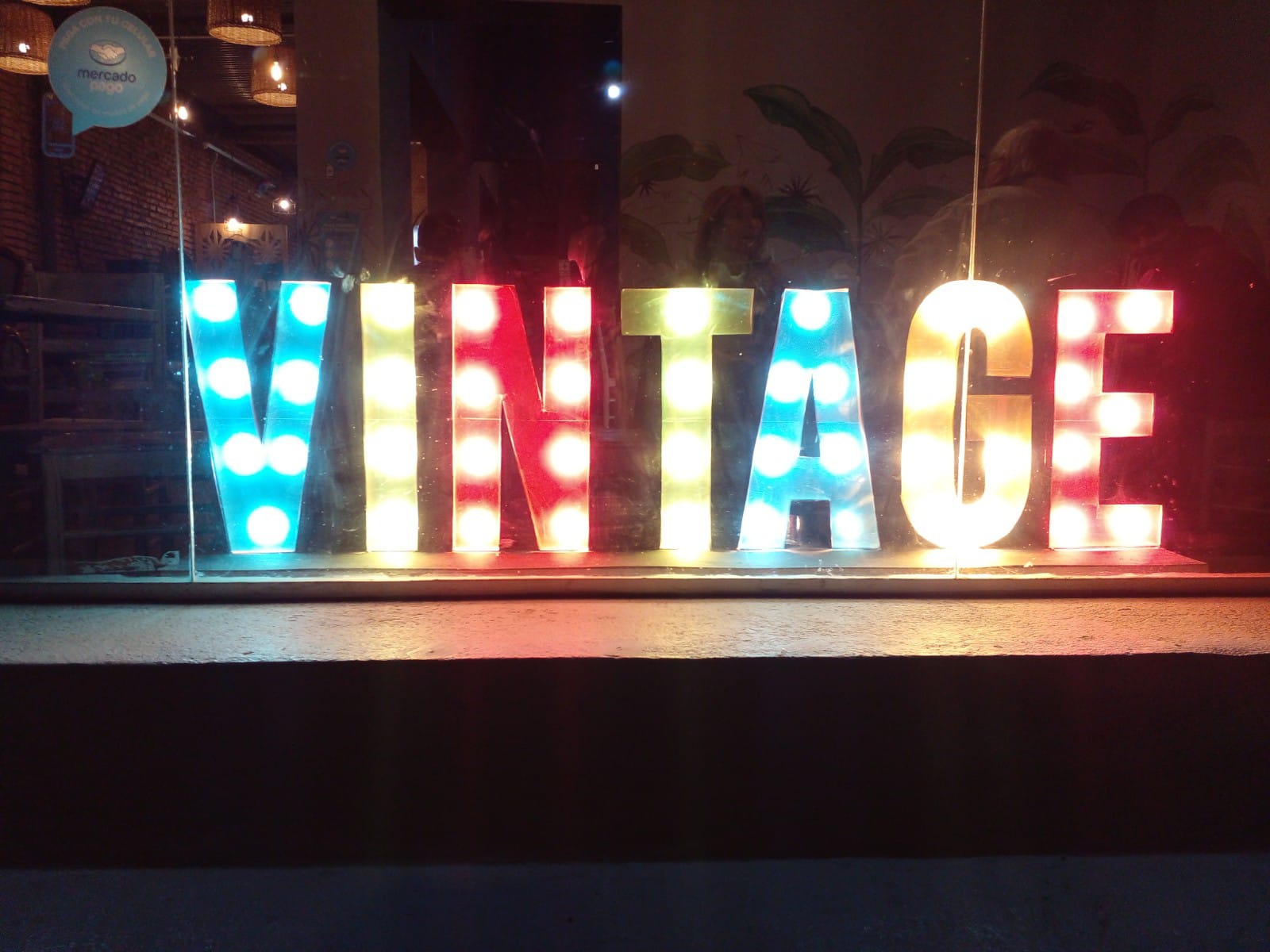 Vintage bar-cafe - restaurante en san miguel de tucuman - Logo del restaurante