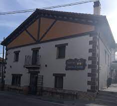 Marisa y Gema - restaurante en Gargantilla del Lozoya - Logo del restaurante