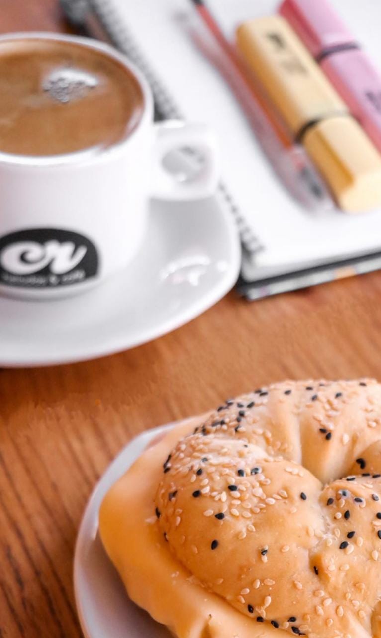 Heladeria & Cafeteria CR - restaurante en carapachay - Logo del restaurante