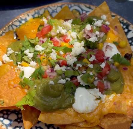 NACHOS GRATINADOS  - restaurante en Kabuky  - Aguilas 