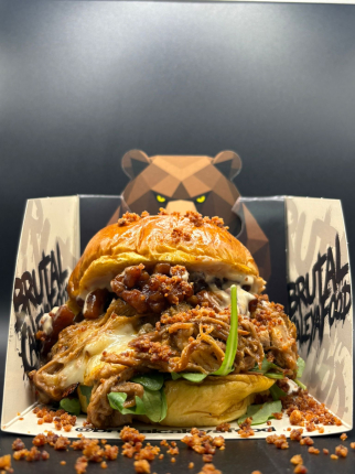 Peppa Pig / Josefa la cerda - restaurante en Brutal Caleya Food - Mieres