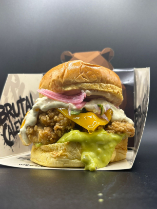 Guacamola, la hamburguesa que mola - restaurante en Brutal Caleya Food - Mieres