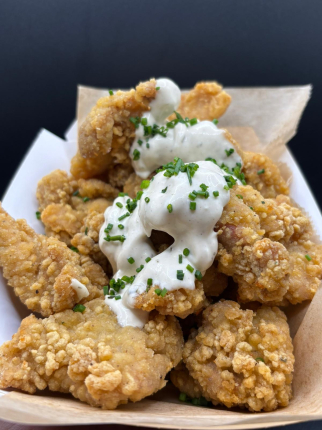 Nuggets de pollo Kentucky con salsa ranchera - restaurante en Brutal Caleya Food - Mieres
