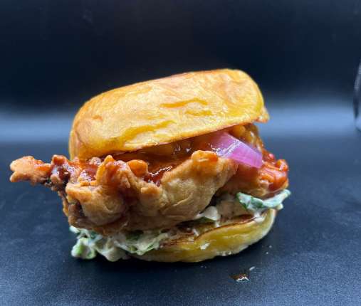 Korean Zombie - restaurante en Brutal Caleya Food - Mieres