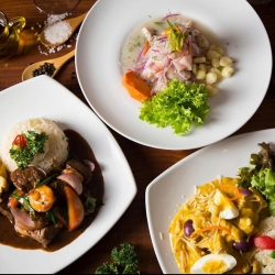 RINCON PERUANO  - Imagen 1 - restaurante en VILLA ALEMANA 