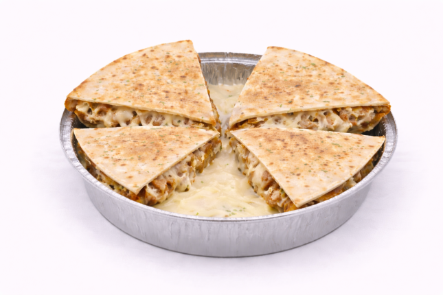 Quesadillas cheddar 7,50€ - Restaurante en The best food - RESIDENCIAL EL QUIÑON