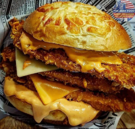 California burger 9.00€ - restaurante en The best food - RESIDENCIAL EL QUIÑON