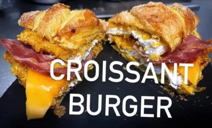 Wisconsin sandwich 8.00€ - restaurante en The best food - RESIDENCIAL EL QUIÑON