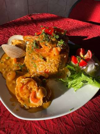 Arroz con Mariscos a lo Macho - Restaurante en Secretos a Bordo - Recoleta, Santiago