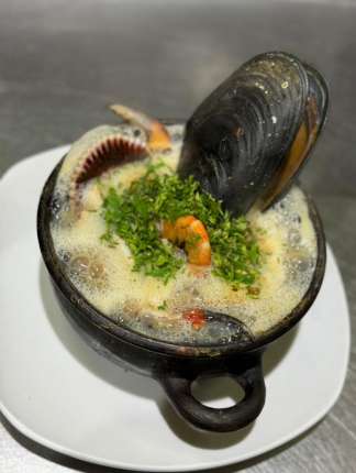 Paila Marina Especial - Restaurante en Secretos a Bordo - Recoleta, Santiago