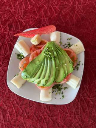 Tomate, Palta & Palmito - Restaurante en Secretos a Bordo - Recoleta, Santiago