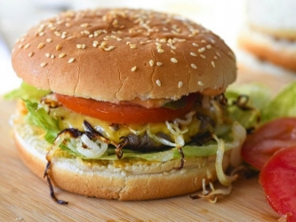 El Paraje Lomiteria & Pizzería - Imagen 1 - restaurante en Potrero de Garay