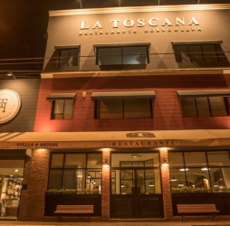 La Toscana Restaurante  - Imagen 1 - restaurante en Neuquén 