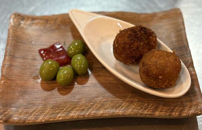 Croquetas de carabineros. - restaurante en Godoy Fondón  - Fondon