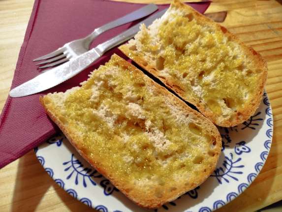 Tostadas - restaurante en Café Bar Palmeras - Porto do son