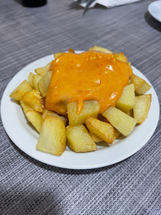 PATATAS BRAVAS - restaurante en L'Arizona Bar - La Pobla Llarga