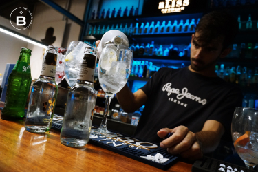 Refugio Búvac - Imagen 1 - cocteleria en Alcalá de Guadaíra