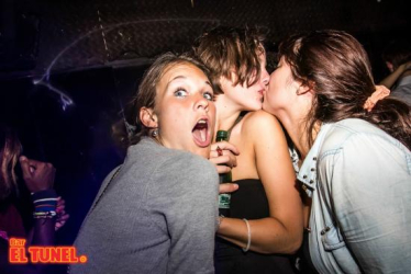 Bar El Túnel - Imagen 4 - discoteca en Santiago