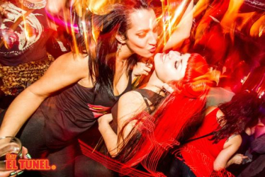 Bar El Túnel - Imagen 8 - discoteca en Santiago