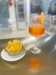 Lo Spuntino  - Imagen 1 - restaurante en Torremolinos