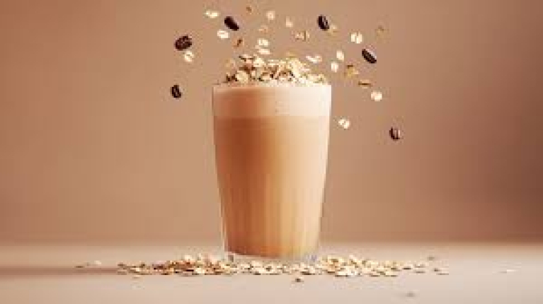 BATIDO DE HELADO DE CHOCOLATE O VANILLA Y CAFÉ - hotel en Hotel Isabel - Torremolinos