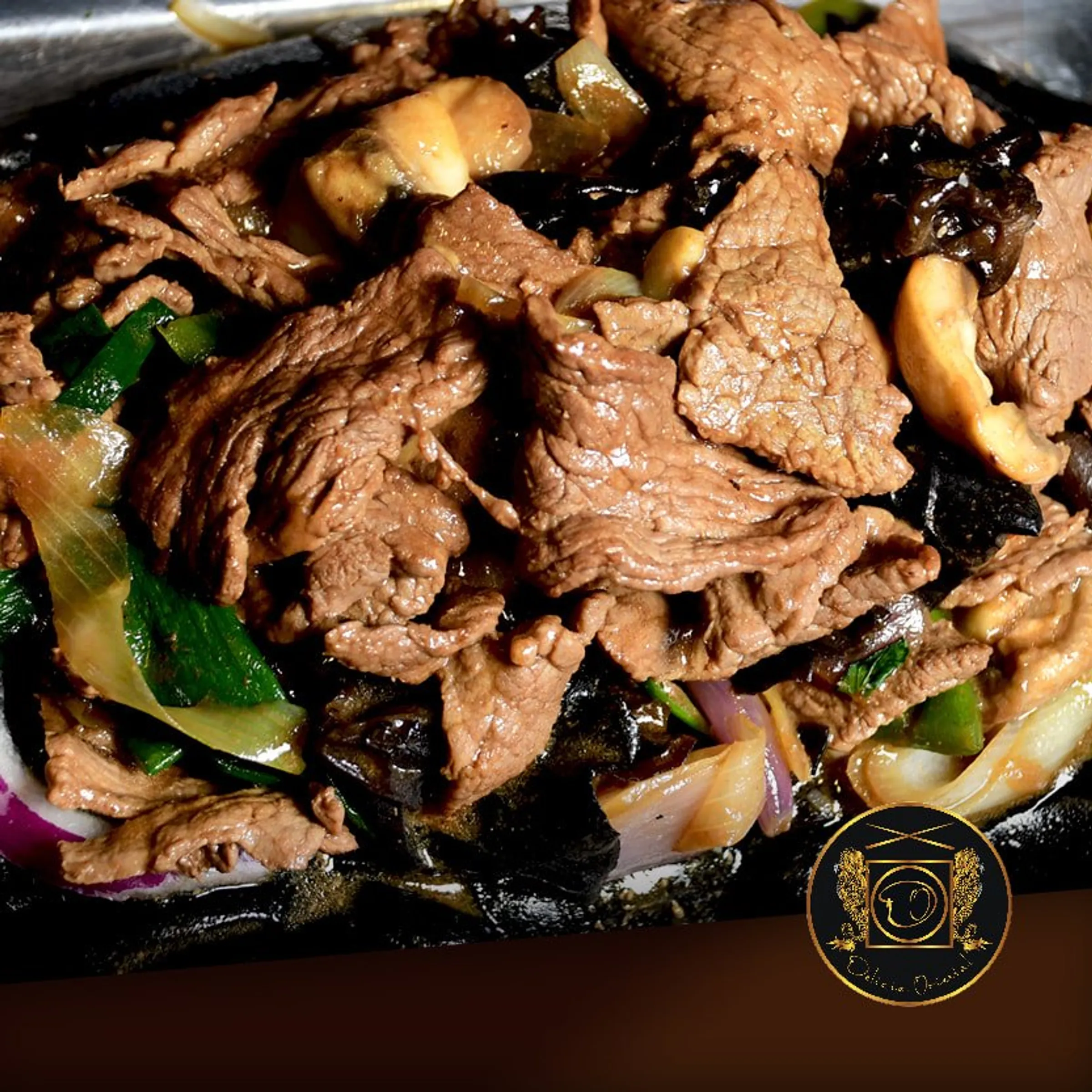 PARRILLADA DE CARNE - restaurante en RESTAURANT KUNFO - santiago