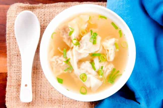 SOPA WANTAN MIN - restaurante en RESTAURANT KUNFO - santiago