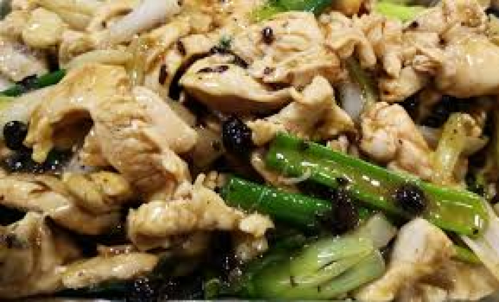 POLLO TAUSI - restaurante en RESTAURANT KUNFO - santiago