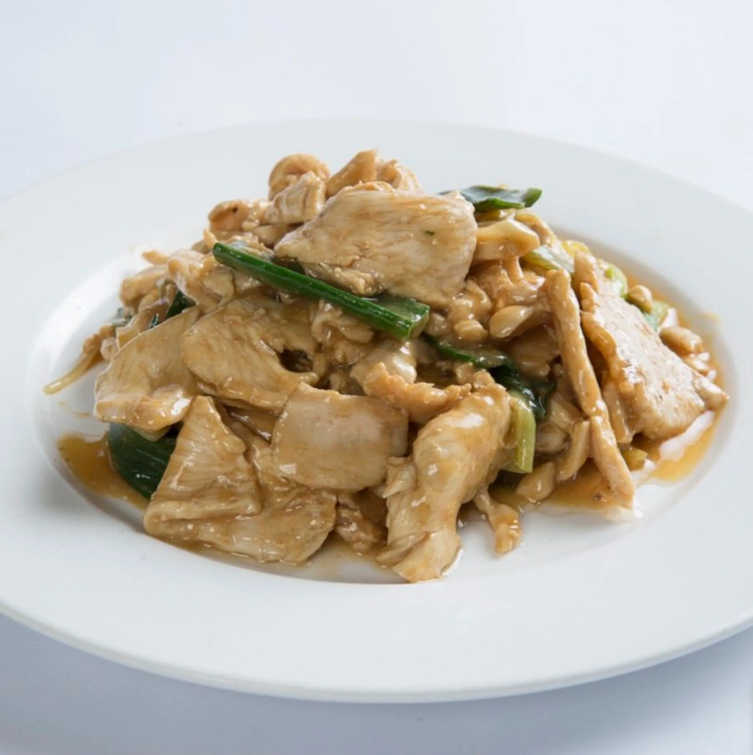 POLLO CON AJO - restaurante en RESTAURANT KUNFO - santiago