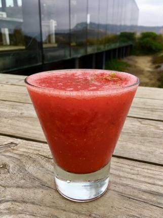 FRUTILLA SOUR - restaurante en RESTAURANT KUNFO - santiago