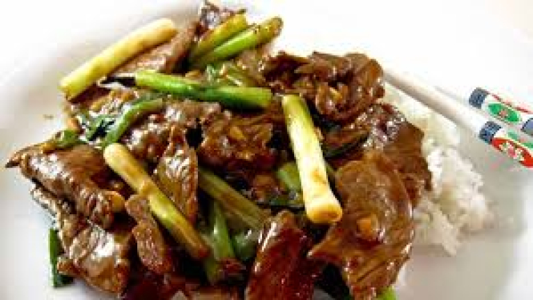 CARNE MONGOLIANA - restaurante en RESTAURANT CHANG SHENG - SANTIAGO BATUCO